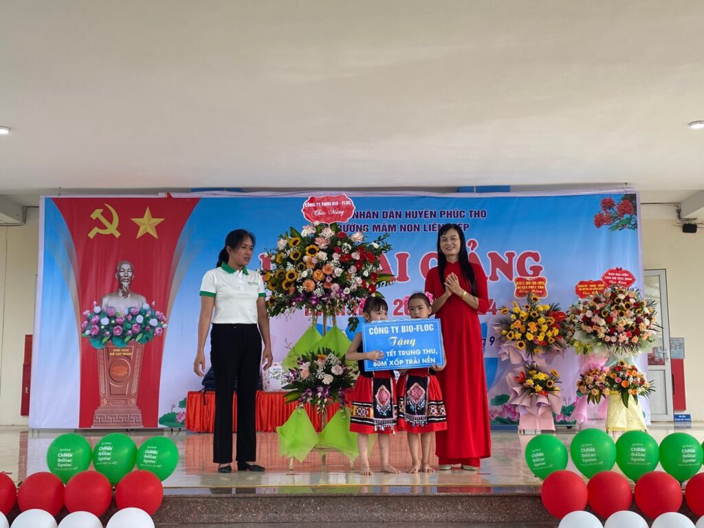 Bio-Floc trao tặng quà