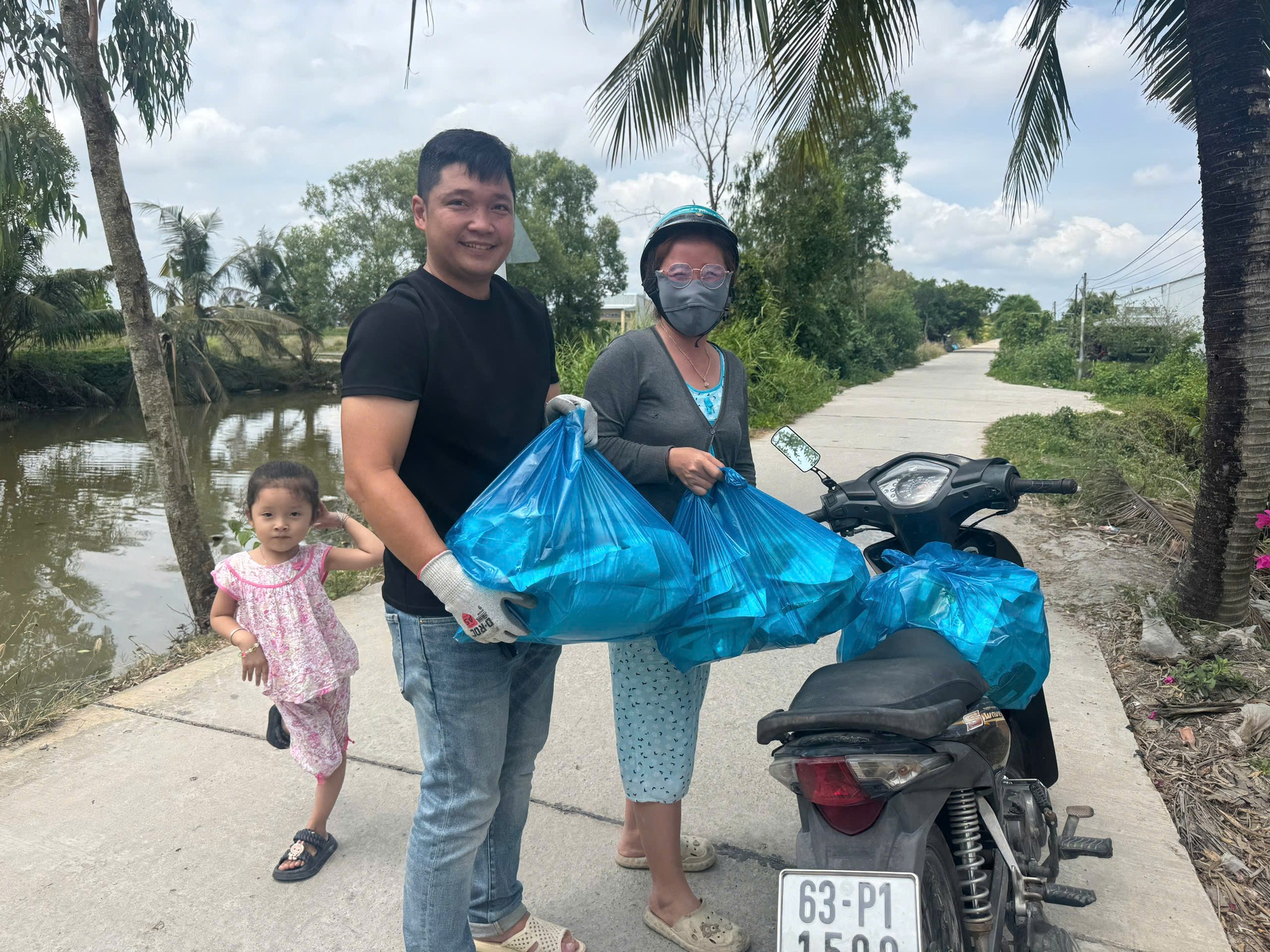 vi sinh bản địa, Bio-Floc, nuôi tôm Cà Mau, nuôi tôm quảng canh cải tiến, vi sinh thủy sản